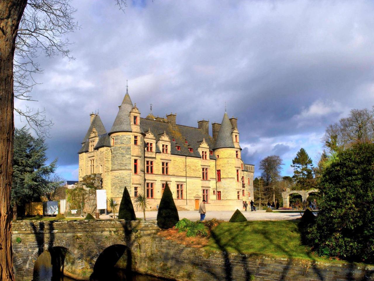 Fyl Good Ex Hotelf1 Cherbourg Tourlaville Exterior photo